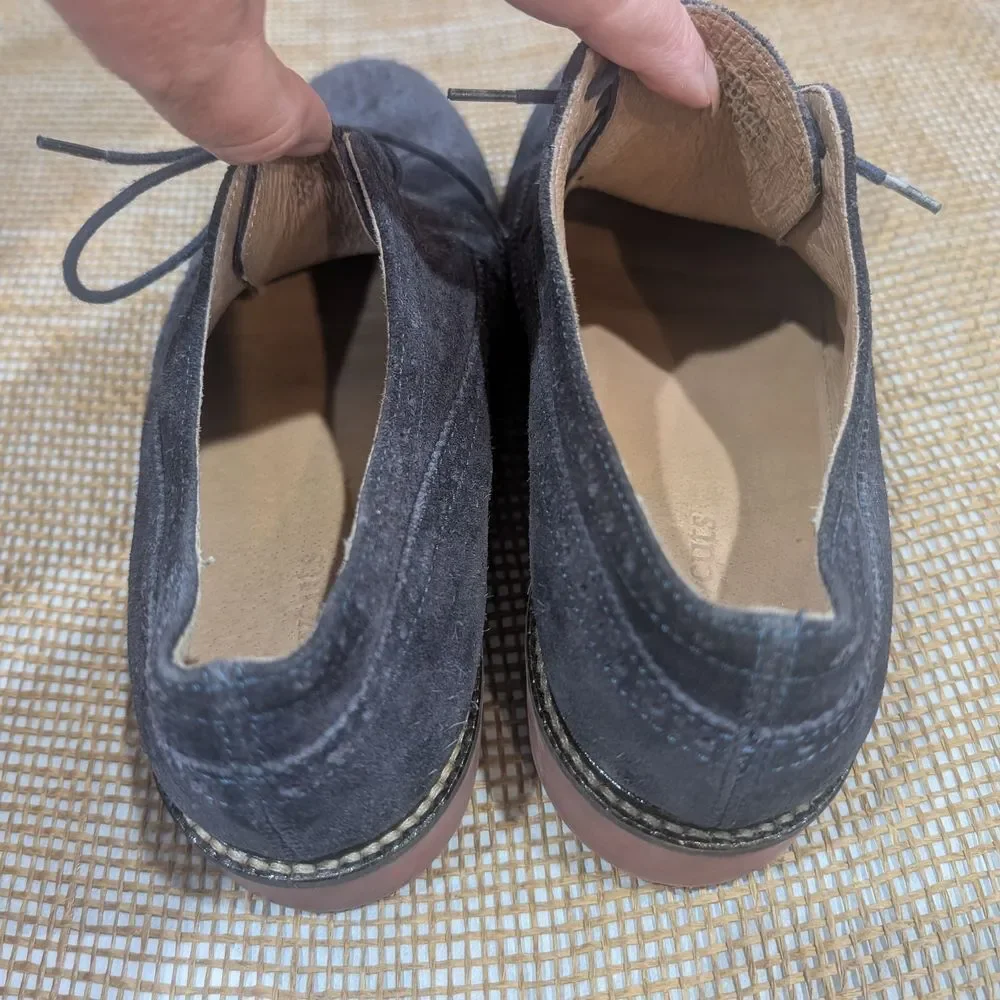 J. Crew Crewcuts Boys Dress Shoes, Size 5, Blue Suede Wingtips